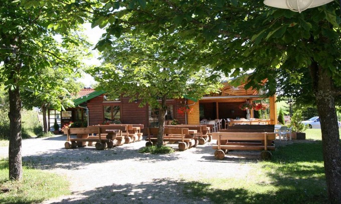 Hayingen House | Ferienpark Lauterdörfle 1 2