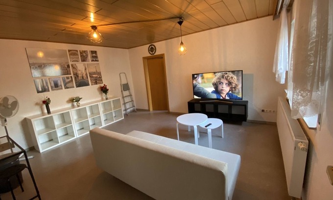 Oggersheim House | Ferienunterkunft mit Garten