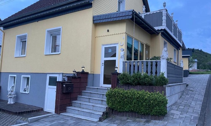 Hoppstaedten-Weiersbach Apartment | Ferienwohnung Anna