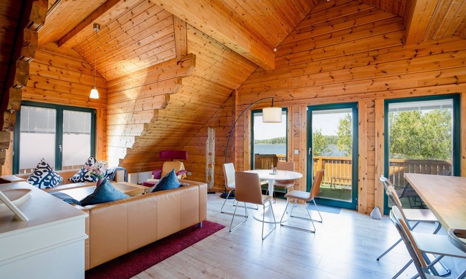 Neustadt in Holstein Apartment | Ferienwohnung Binnenwasserblick