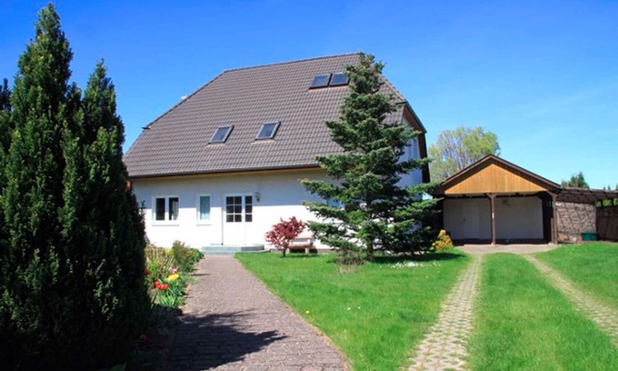 Ahrenshagen-Daskow Apartment | Ferienwohnung/app. für 4 Gäste mit 90m² in Ahrenshagen-daskow
