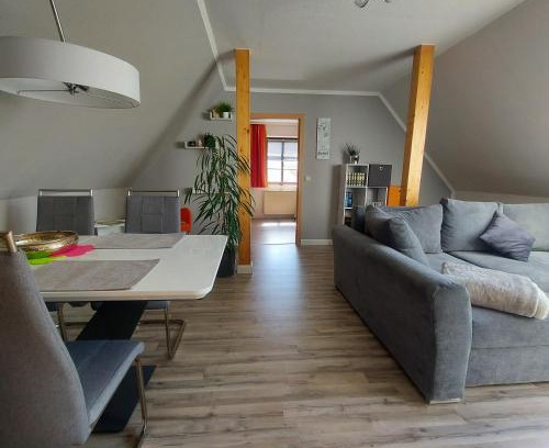 Studenitz-Schonermark Apartment | Ferienwohnung Urlaub mit Pferd, Hof Müggenburg