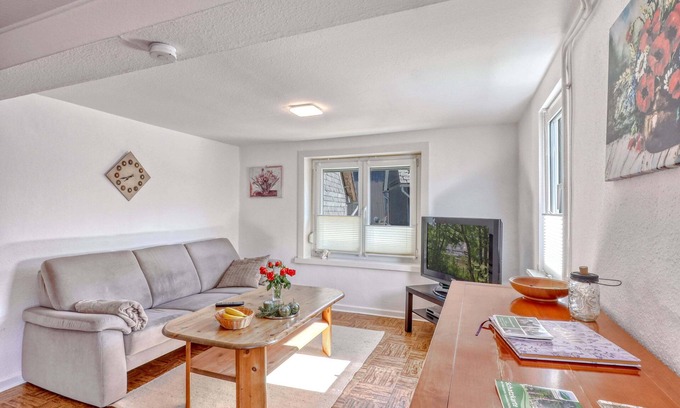 Bad Berleburg Apartment | Ferienwohnung Über 2 Etagen mit Badewanne und Wlan