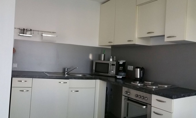 Lippertsreute Apartment | Ferienwohnung, 38qm, 1 Schlafzimmer, max. 3 Personen