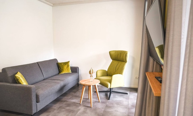 Durbheim Apartment | Ferienwohnung, 39qm, Balkon, 1 Schlafzimmer, Max. 4 Personen