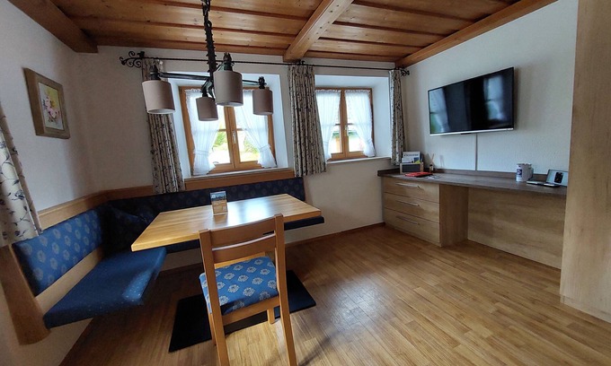 Anzenbach Apartment | Ferienwohnung 4