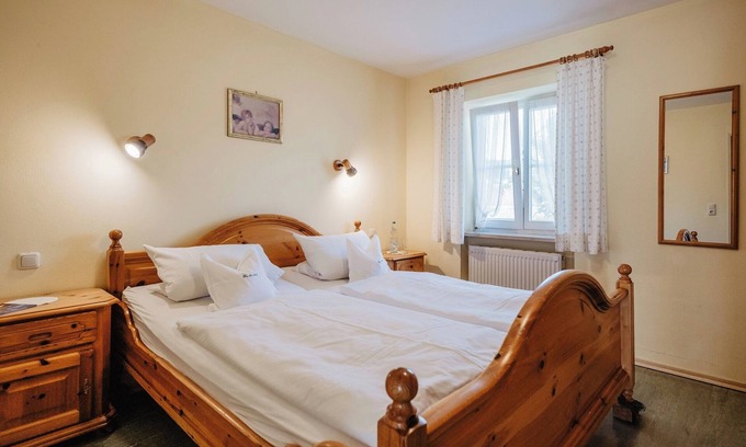 Hirschbach Apartment | Ferienwohnung 50qm | Landhaus-FeWo mit getrenntem Wohn- und Schlafraum