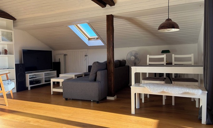 Rimsting Apartment | Ferienwohnung 65 qm mit Bergblick