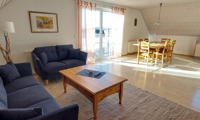 Ailingen Apartment | Ferienwohnung am Bodensee, Weitblick, Zentral, Günstig, Gepflegt, Fam.freundlich