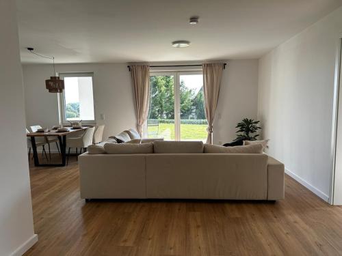 Oberdorla Apartment | Ferienwohnung an der Windmühle