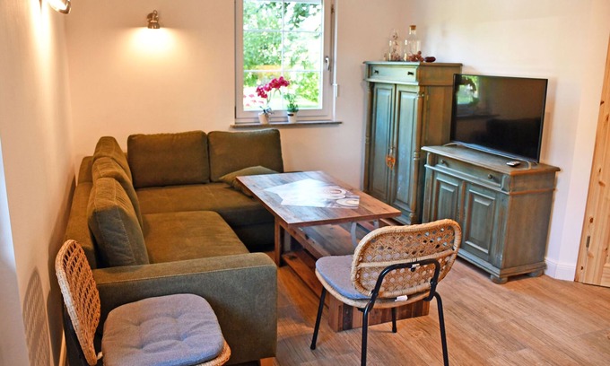 Samtens Apartment | Ferienwohnung Achtern - Ferienwohnungen auf dem Pommernhof mit Großem Garten!
