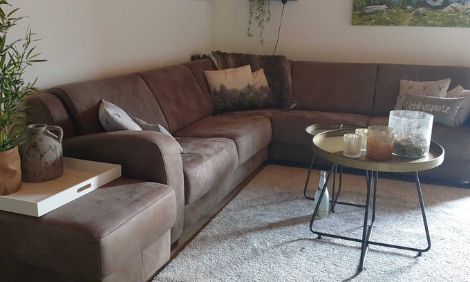 Fliess Apartment | Ferienwohnung Alpenrose im Haus Anna. - Haus Anna - Ein Haus mit Herz