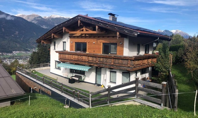 Schwaz Apartment | Ferienwohnung am Arzberg