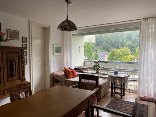 Gmain Apartment | Ferienwohnung am Münster mit Alpenweitblick