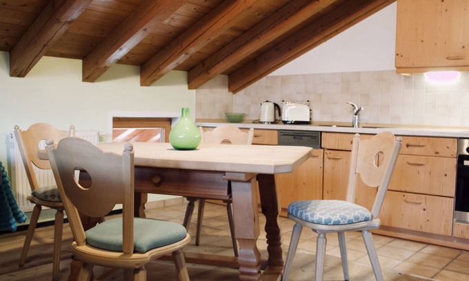 Groissenbach Apartment | Ferienwohnung Am Loferwasser