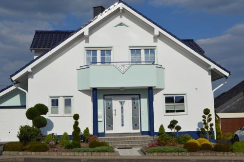 Plaidt Apartment | Ferienwohnung am Park - Vulkanferien