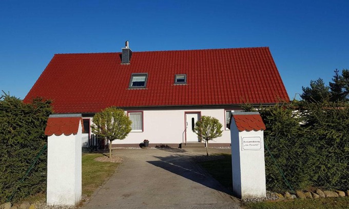 Bentzin House | Ferienwohnung am Peenetal