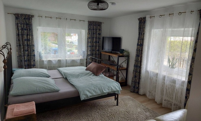 Oberalting Apartment | Ferienwohnung am Pilsensee