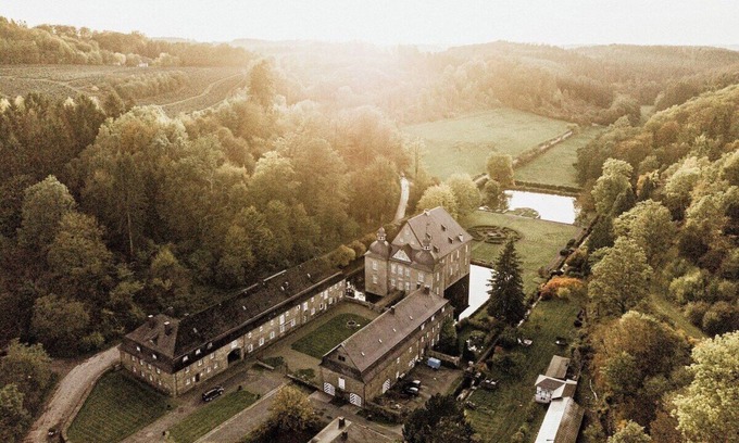 Luedenscheid Apartment | Ferienwohnung am Schloss