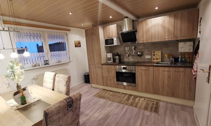 Lippramsdorf Apartment | Ferienwohnung An der Lippe, 1-4 Pers