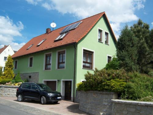 Crostwitz Apartment | Ferienwohnung "An der St. Ludmila"