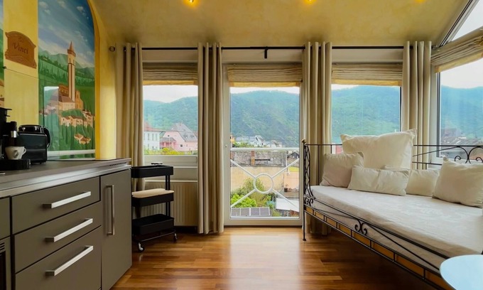 Bad Salzig Apartment | Ferienwohnung/app. für 3 Gäste mit 31m² in Boppard
