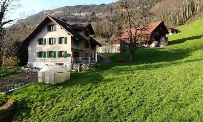 Vitznau Apartment | Ferienwohnung/app. für 5 Gäste mit 75m² in Vitznau