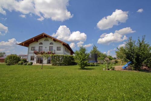 Ebersberg District Apartment | Ferienwohnung Atteltal