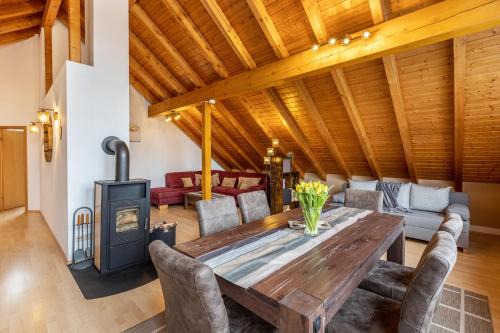 Huefingen Apartment | Ferienwohnung Auf dem Hohen