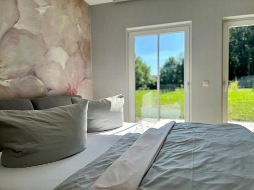Ballenstedt Apartment | Ferienwohnung Bertchen - barrierefrei mit Südterrasse und Carport in ruhiger Altstadtlage von Ballenstedt