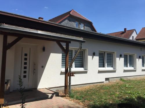 Dornburg-Camburg Apartment | Ferienwohnung „Blaues Schild“