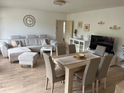 Hausen am Tann Apartment | Ferienwohnung Blick Rappenstein