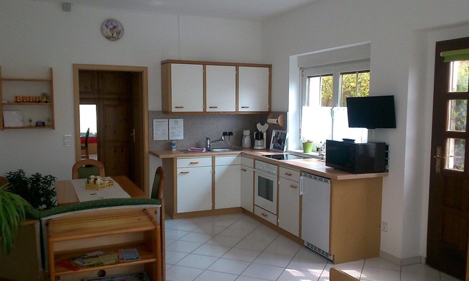 Neundorf Hotel | Ferienwohnung Brunow