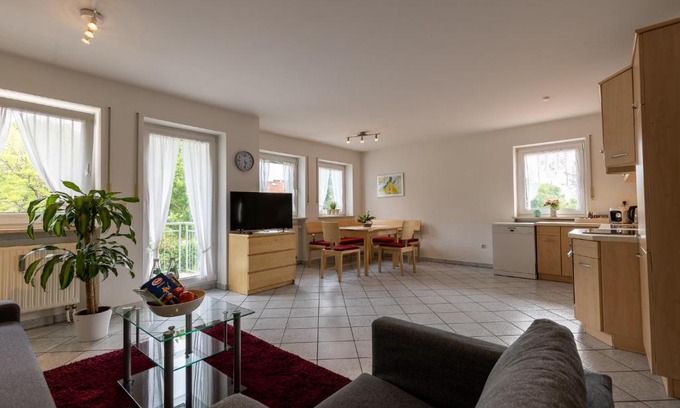 Unterneukirchen Apartment | Ferienwohnung Chiemsee