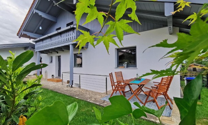 Chieming Apartment | Ferienwohnung Chiemseeliebe
