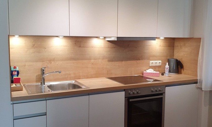 Prien am Chiemsee Apartment | Ferienwohnung 54qm mit Sep. Schlafzimmer und Terrasse