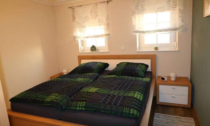 Edingen Apartment | Ferienwohnung Am Pfaffenderbach - 5-bett-ferienwohnung, Dusche/wc, 2 Schlafräume