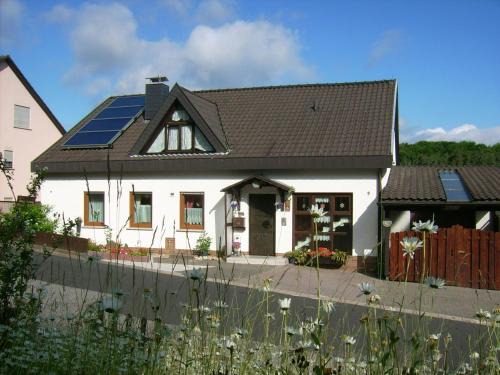 Schoenau an der Brend Apartment | Ferienwohnung Heidelsteinblick