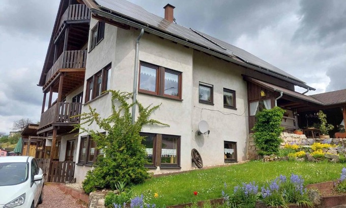 Wadern Apartment | Ferienwohnung Eisbach Lamas
