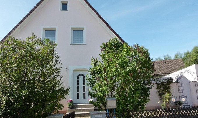 Lehrberg Apartment | Ferienwohnung Elfenbrücke