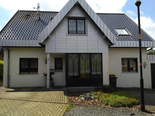 Geilenkirchen House | Ferienwohnung Elina-Sophia