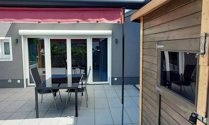 Schweich Apartment | Ferienwohnung Engel - Bungalow/Fewo, Dusche, WC, 1 Schlafraum