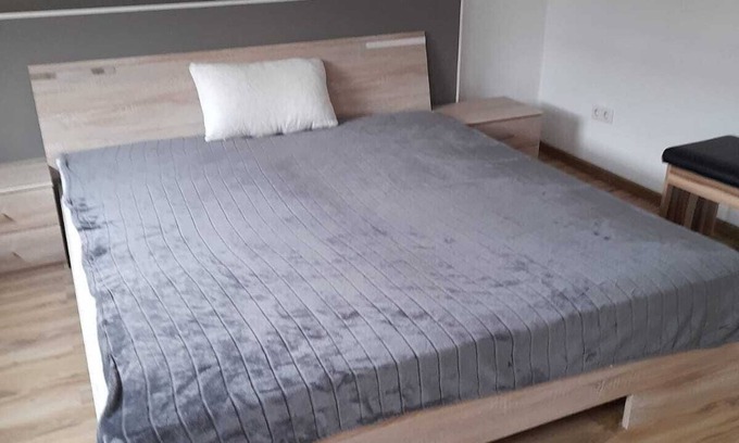 Lohmen Apartment | Ferienwohnung Familie Hohm