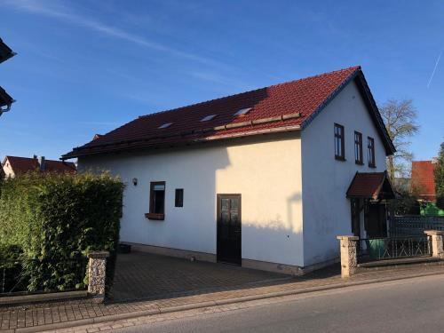 Floh Apartment | Ferienwohnung Familie Tröger