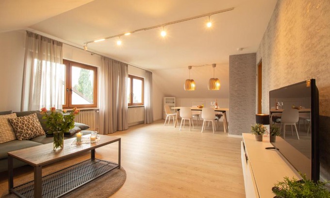 Holzmaden Apartment | Ferienwohnung Fischer
