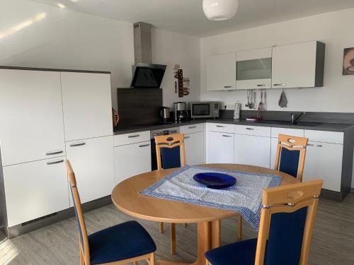 Hutzdorf Apartment | Ferienwohnung Fliederweg