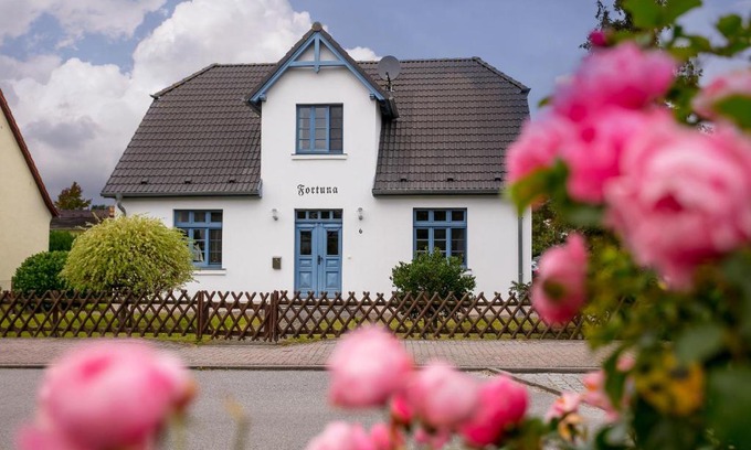 Thiessow House | Ferienwohnung Fortuna I