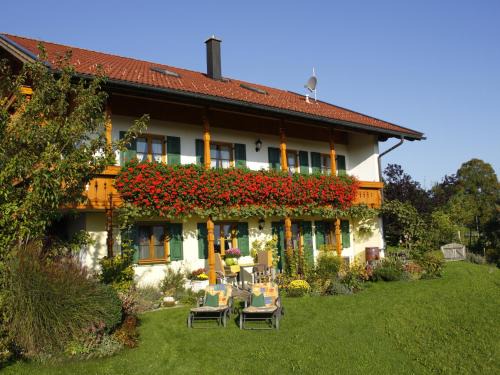 Rottenbuch Apartment | Ferienwohnung Freißl