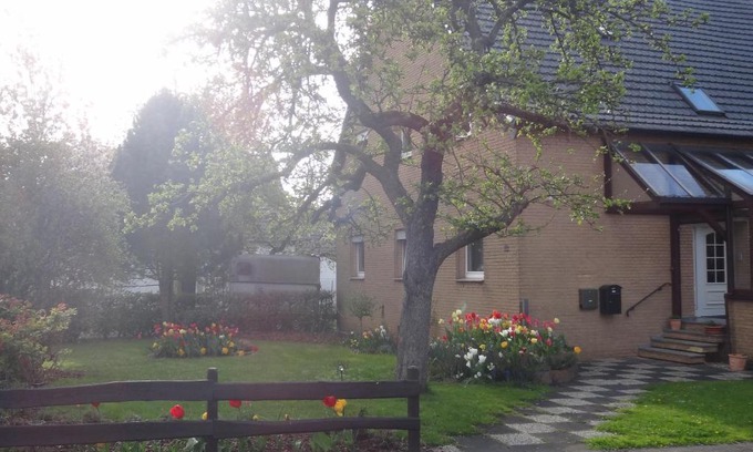 Buende Apartment | Ferienwohnung Grünewaldstraße 22