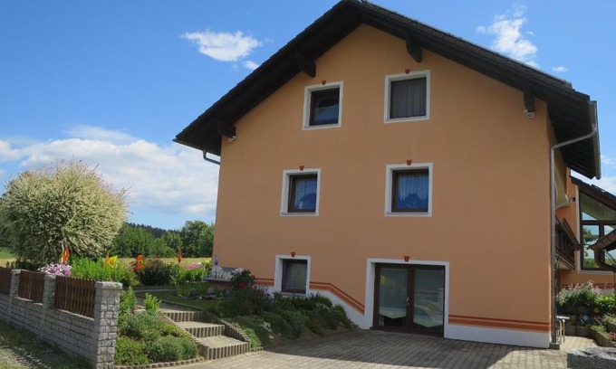 Grafenau Apartment | Ferienwohnung Graf Konrad